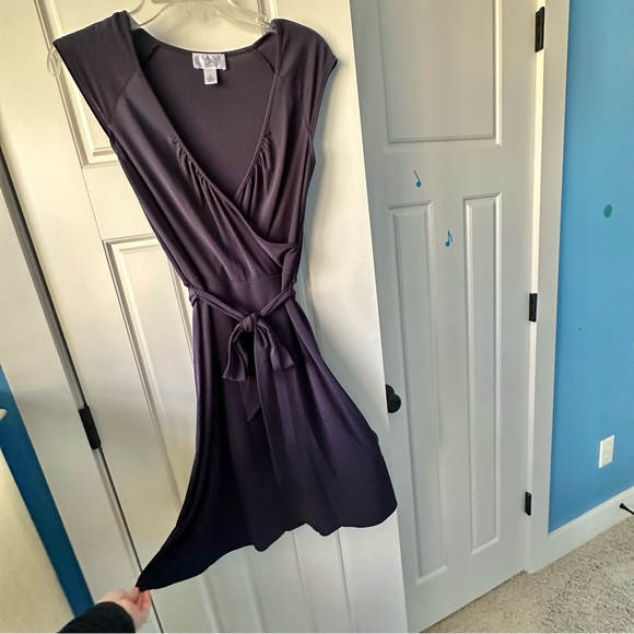 LOFT Timeless Faux Wrap Navy Blue Dress w/Belt & Side Zip- 4 Petite - Picture 5 of 13